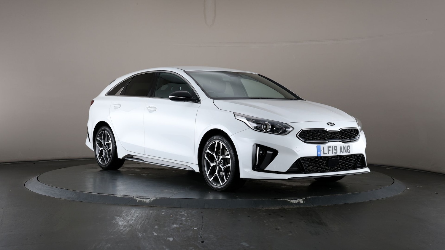 Used Kia Pro Ceed for sale - 76811100: Photo 43