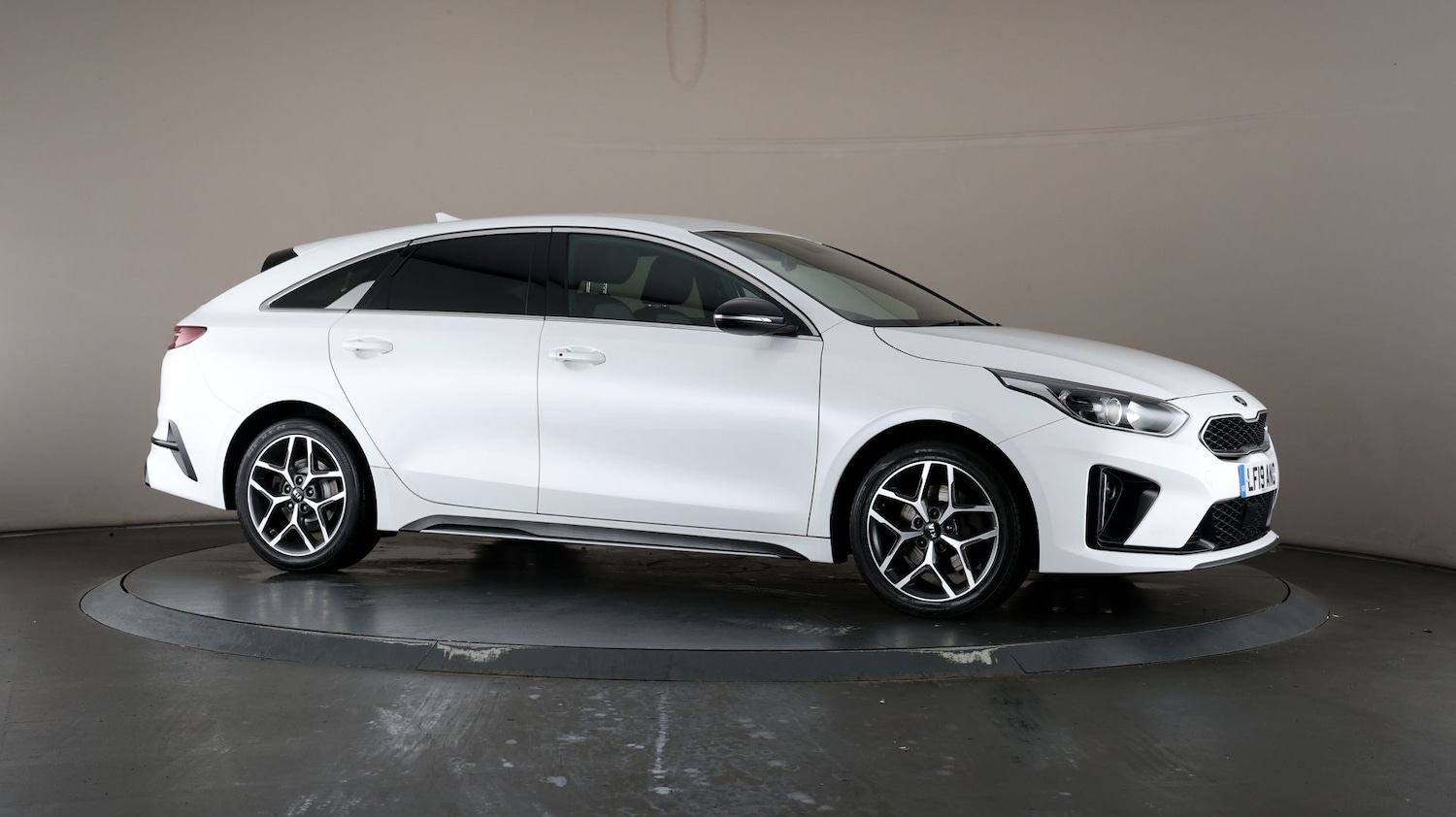 Used Kia Pro Ceed for sale - 76811100: Photo 46