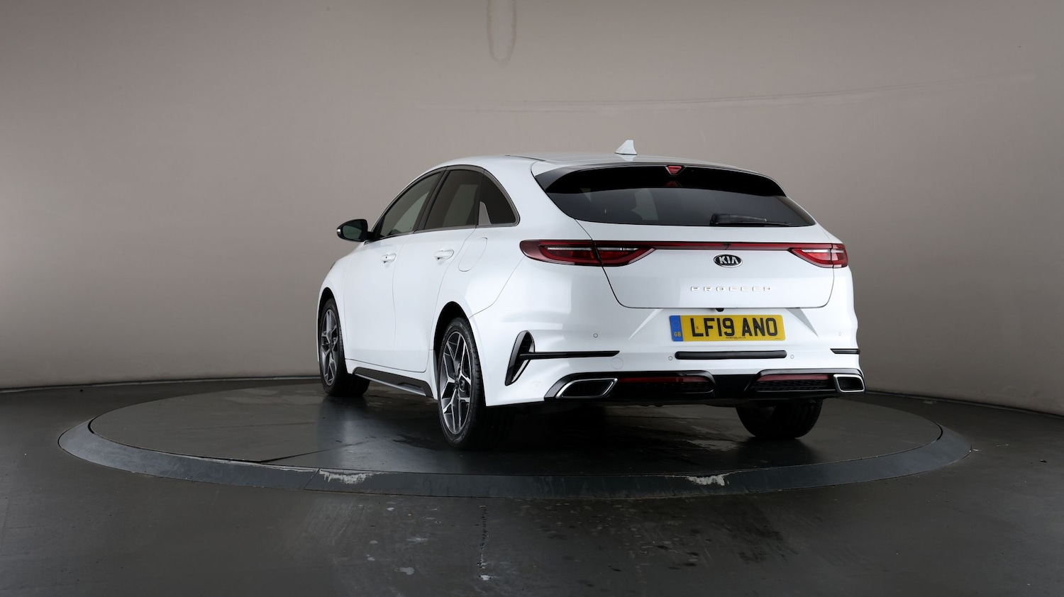 Used Kia Pro Ceed for sale - 76811100: Photo 47