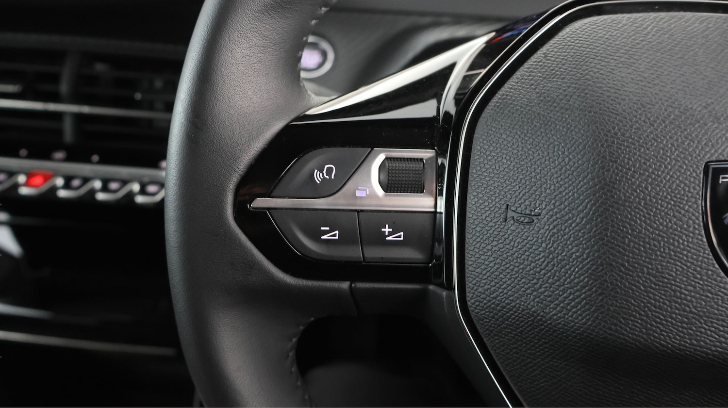 Used Peugeot 2008 2024 for sale - 77897866: Photo 20