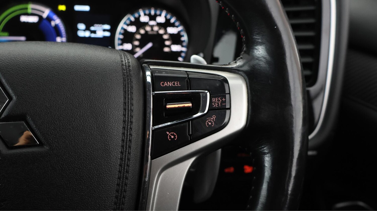 Used Mitsubishi Outlander 2019 for sale - 76584274: Photo 24