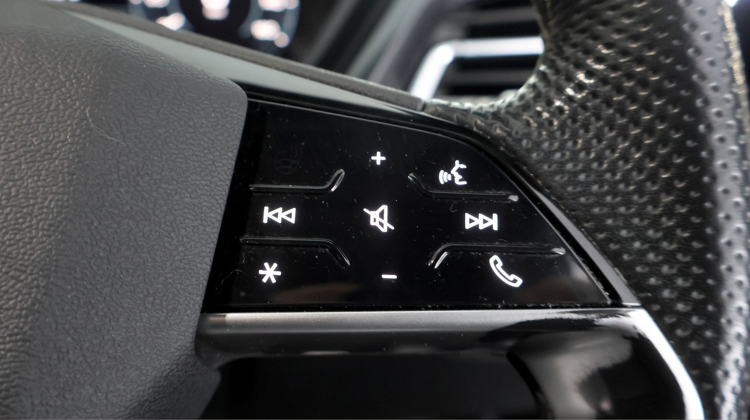 Used Audi Q4 e-tron 2023 for sale - 77225617: Photo 23