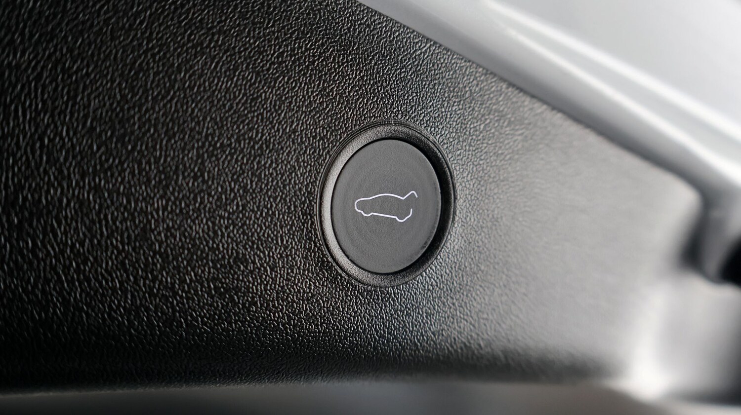 Used Tesla Model 3 2021 for sale - 77247733: Photo 24