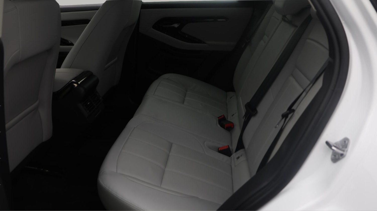 Used Land Rover Range Rover Evoque 2024 for sale - 76572818: Photo 17