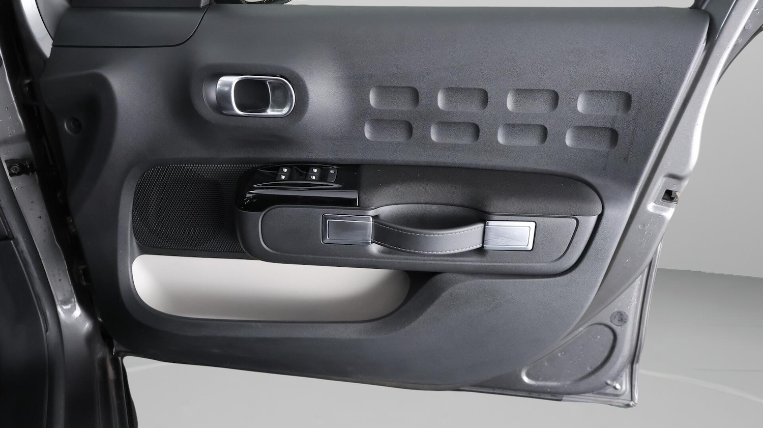 Used Citroen C3 2023 for sale - 76498918: Photo 15