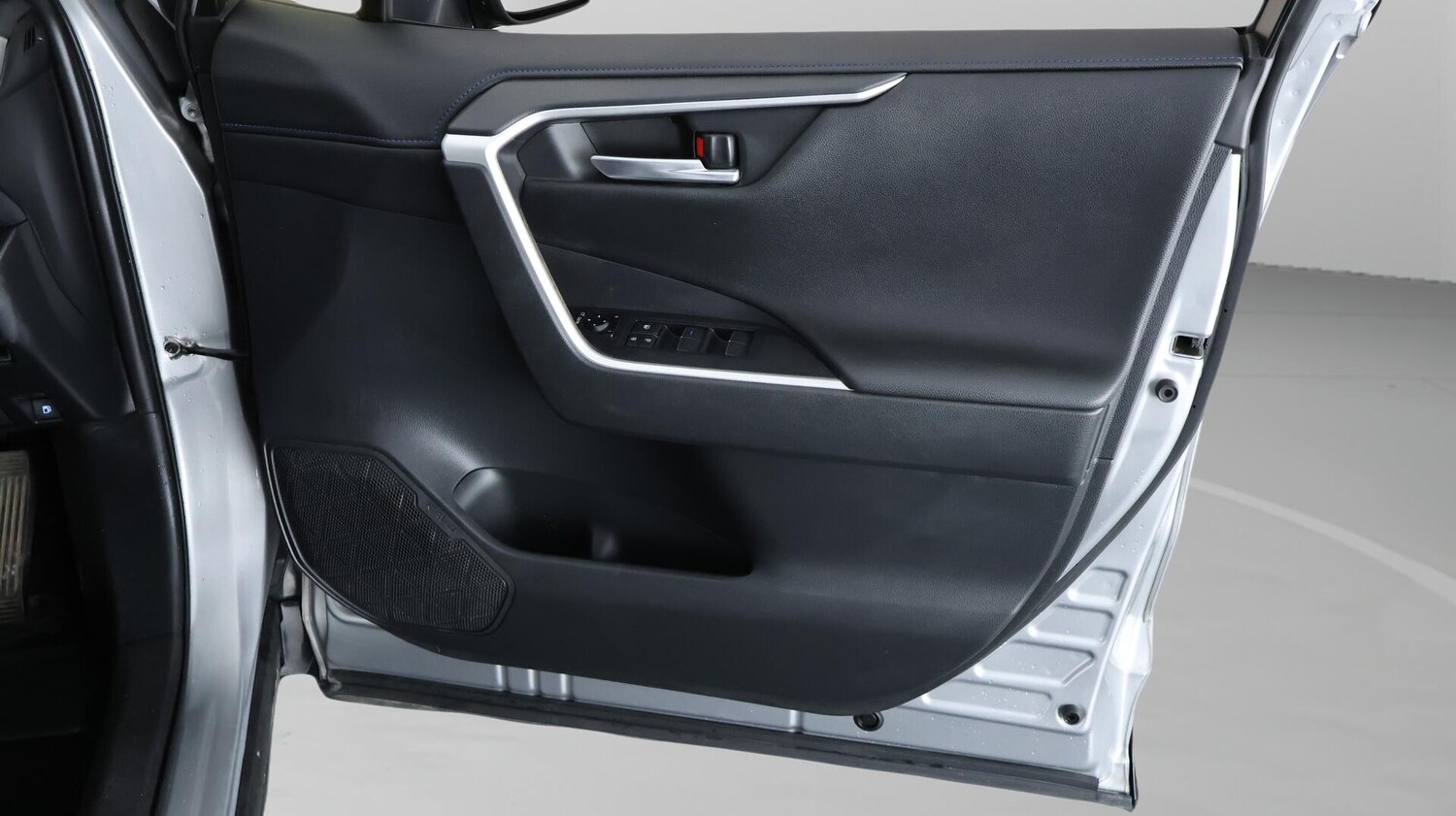 Used Toyota RAV4 for sale - 76727227: Photo 16