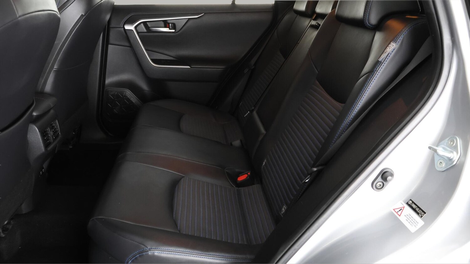 Used Toyota RAV4 for sale - 76727227: Photo 17