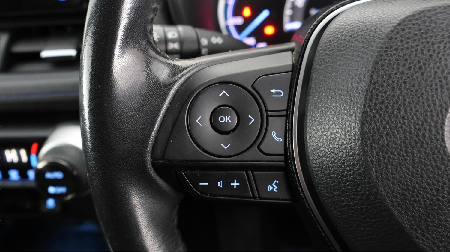 Used Toyota RAV4 for sale - 76727227: Photo 25