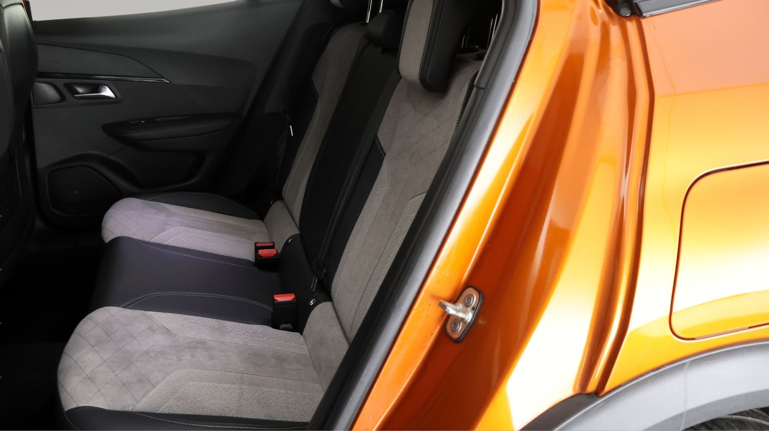 Used Peugeot E-2008 2020 for sale - 78056002: Photo 16