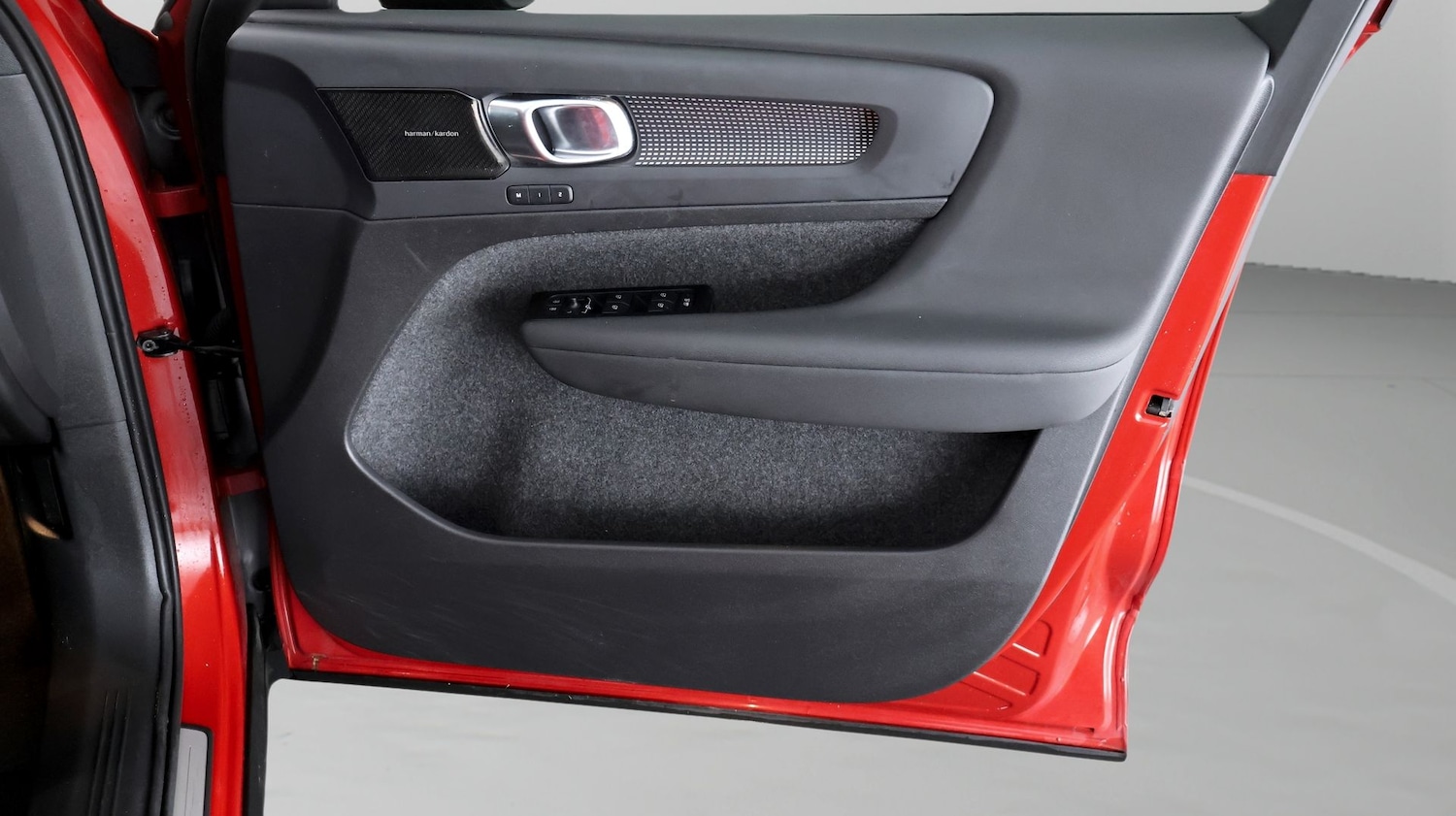 Used Volvo XC40 2021 for sale - 77522339: Photo 15