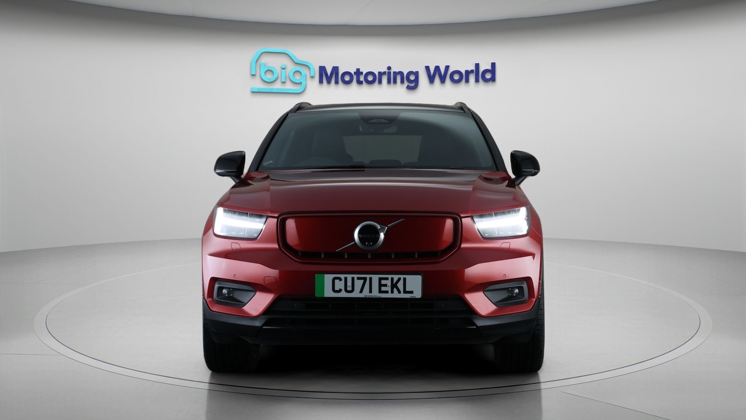 Used Volvo XC40 2021 for sale - 77522339: Photo 2
