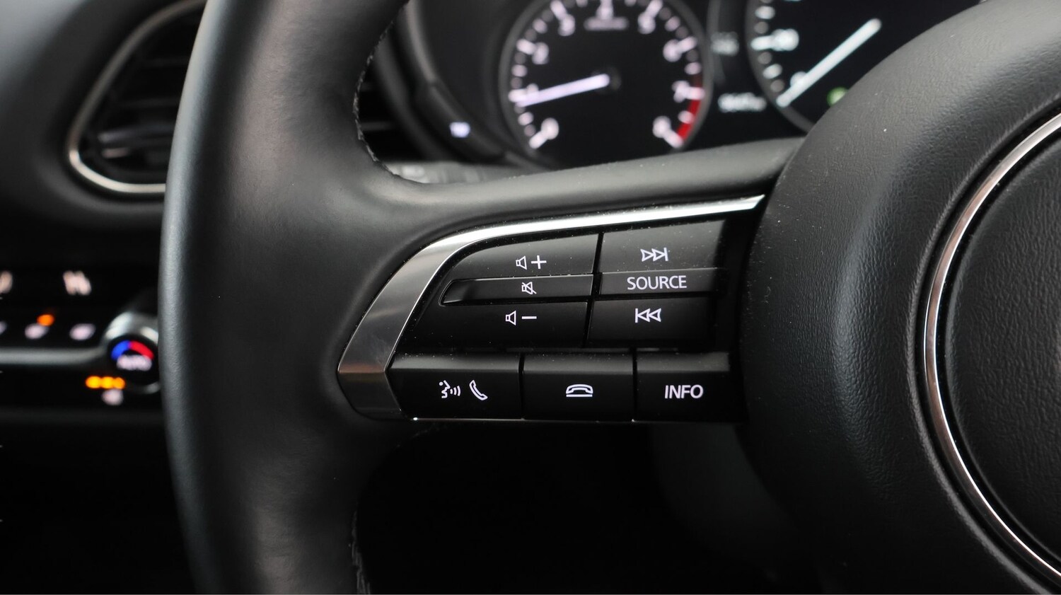 Used Mazda CX-30 for sale - 77452847: Photo 22