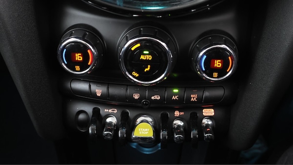 Used MINI Electric Hatch 2022 for sale - 76200750: Photo 12