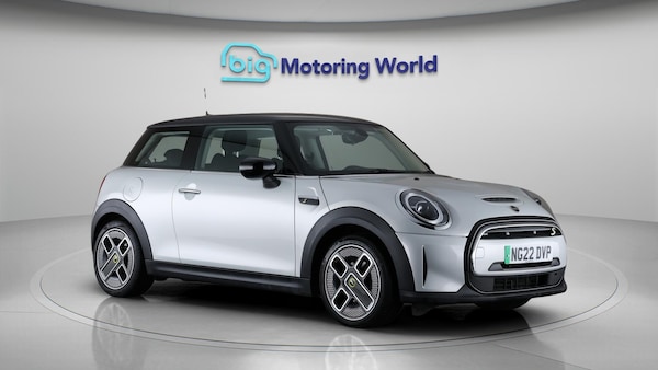 Used MINI Electric Hatch 2022 for sale - 76200750: Photo 1