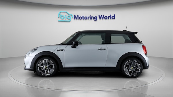 Used MINI Electric Hatch 2022 for sale - 76200750: Photo 4