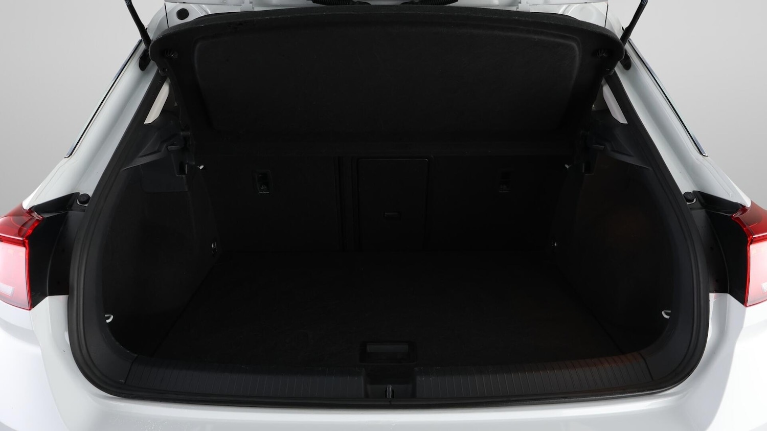 Used Volkswagen T-Roc 2022 for sale - 76700878: Photo 16