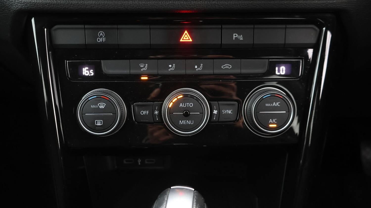 Used Volkswagen T-Roc 2021 for sale - 78125496: Photo 11