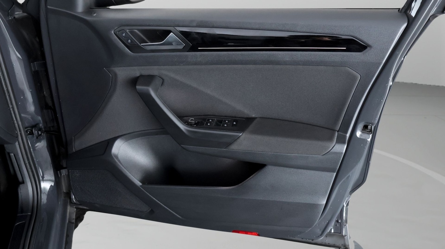 Used Volkswagen T-Roc 2021 for sale - 78125496: Photo 14