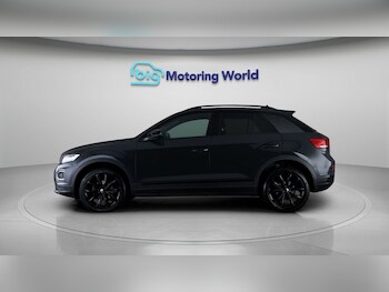 Used Volkswagen T-Roc 2021 for sale - 78125496: Photo