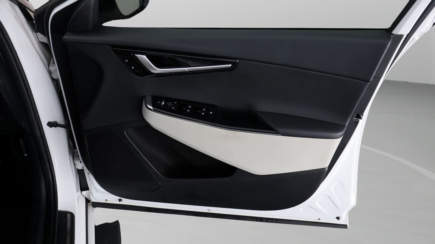 Used Kia EV6 for sale - 77196735: Photo 15