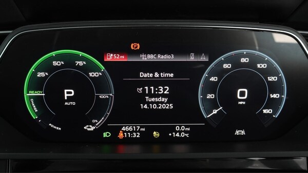 Used Audi e-tron 2021 for sale - 76283175: Photo 10