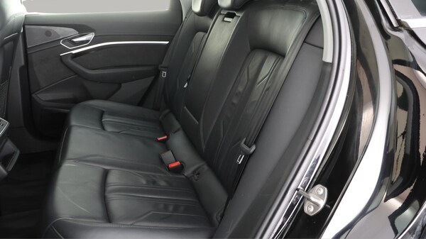 Used Audi e-tron 2021 for sale - 76283175: Photo 16