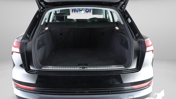 Used Audi e-tron 2021 for sale - 76283175: Photo 17
