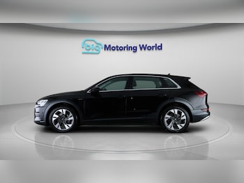 Used Audi e-tron 2021 for sale - 76283175: Photo