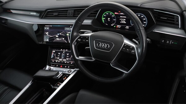 Used Audi e-tron 2021 for sale - 76283175: Photo 9