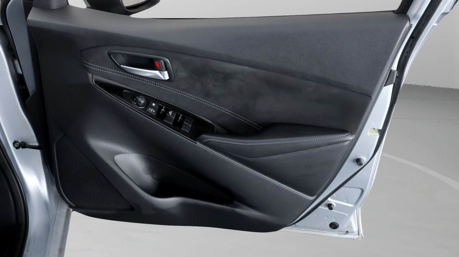 Used Mazda Mazda2 2023 for sale - 77501972: Photo 14