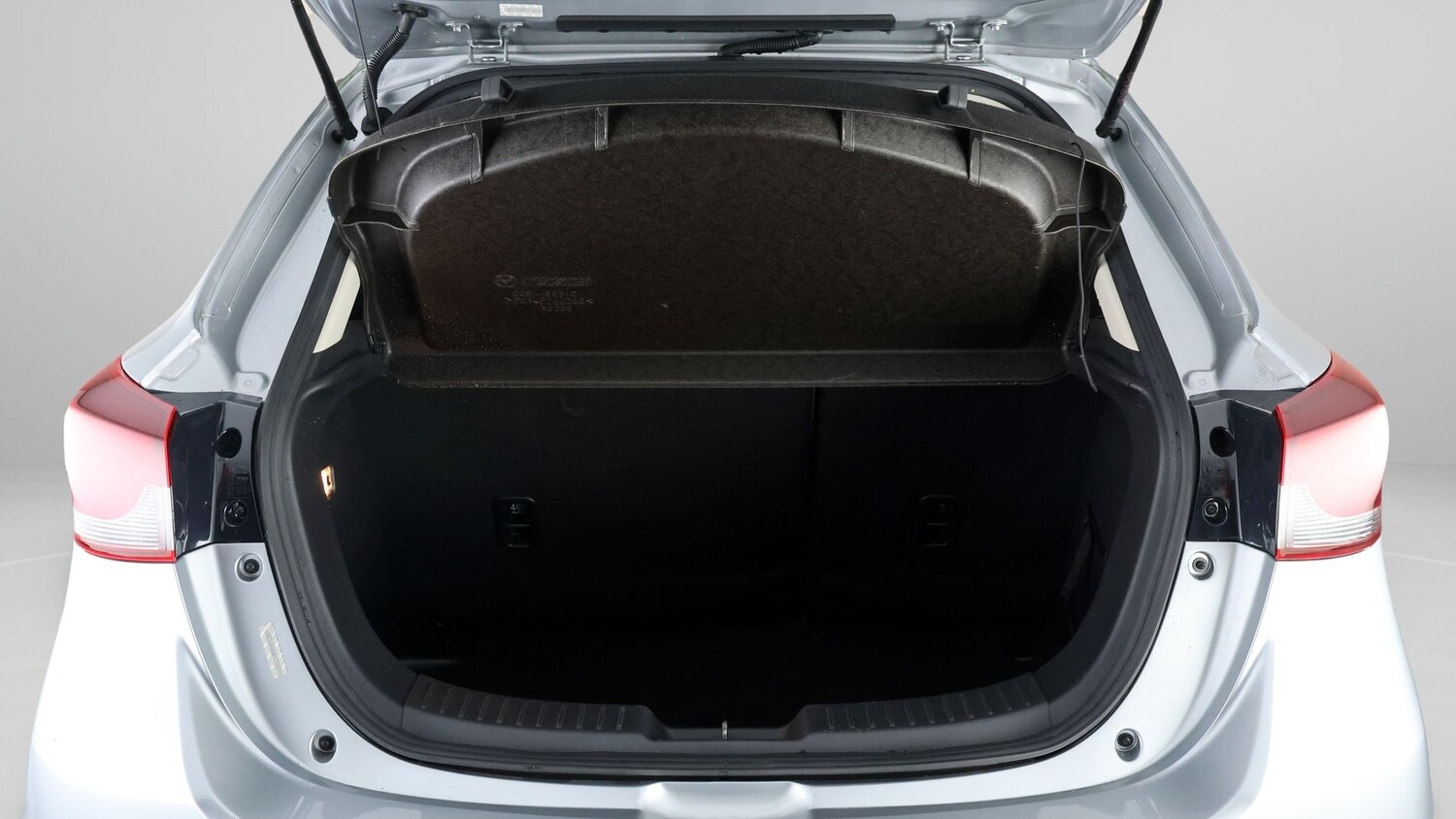 Used Mazda Mazda2 2023 for sale - 77501972: Photo 16