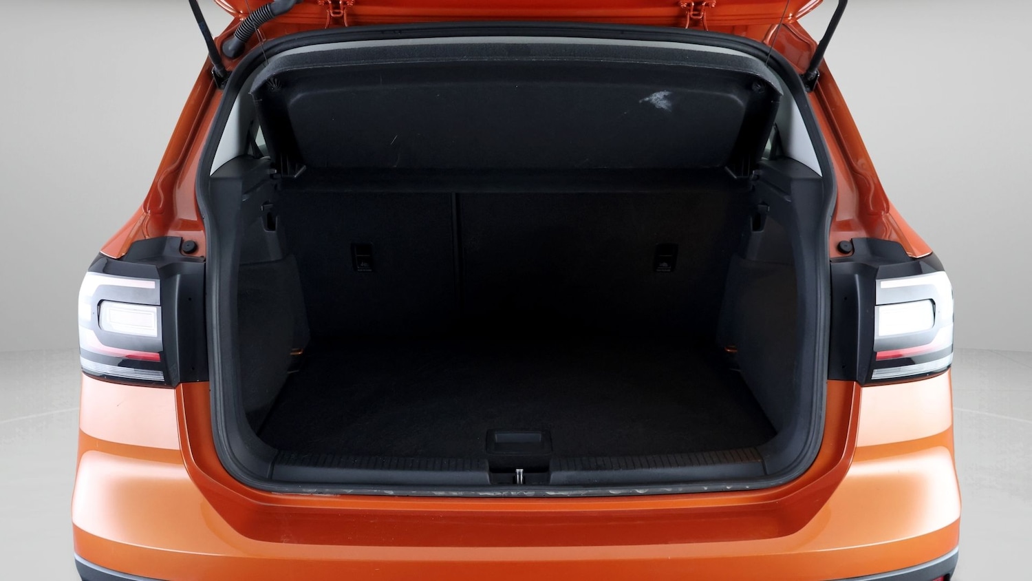 Used Volkswagen T-Cross 2020 for sale - 77606309: Photo 16