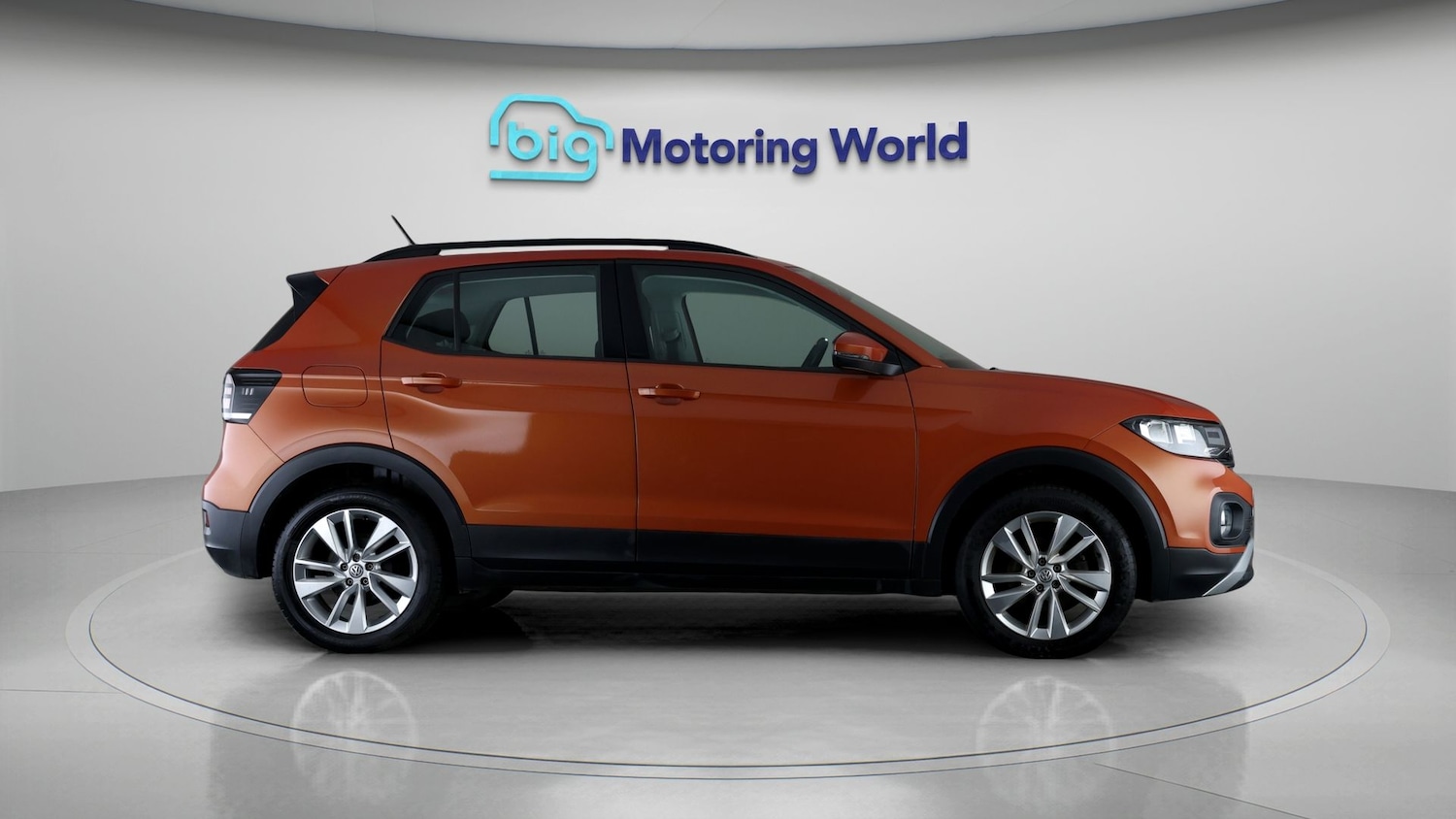 Used Volkswagen T-Cross 2020 for sale - 77606309: Photo 8