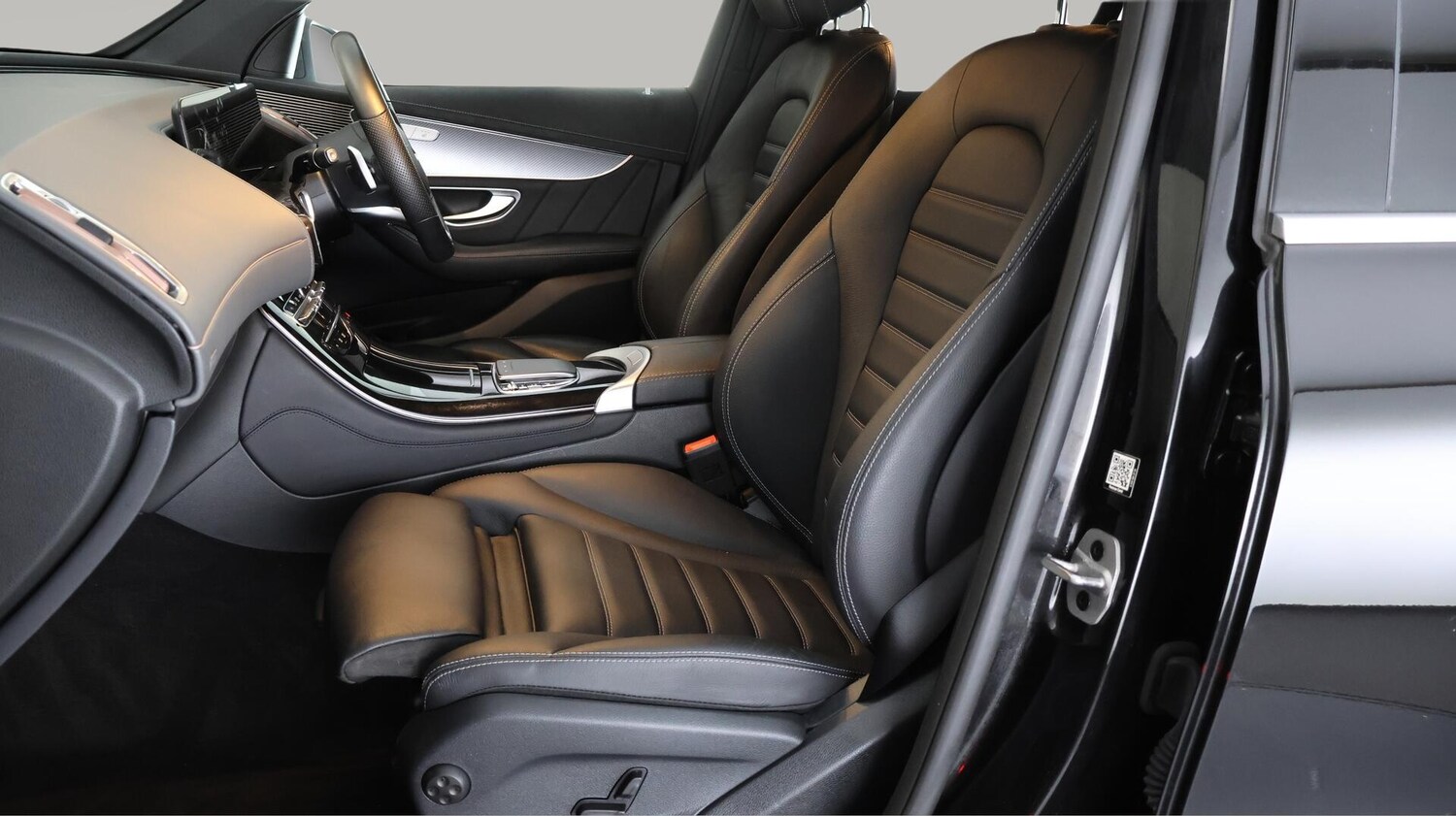 Used Mercedes-Benz EQC 2022 for sale - 76801660: Photo 15