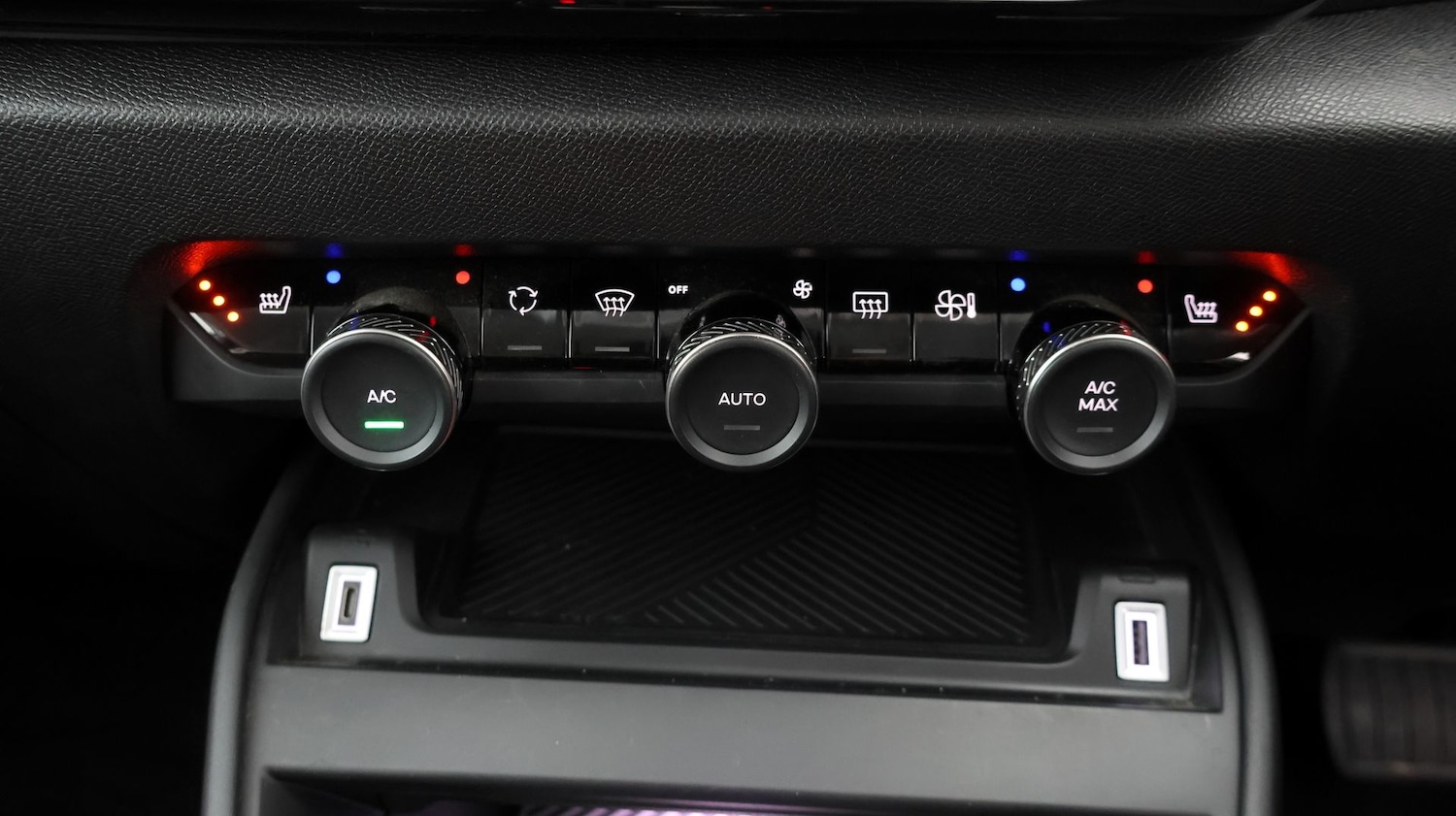 Used Citroen e-C4 2022 for sale - 77388203: Photo 12