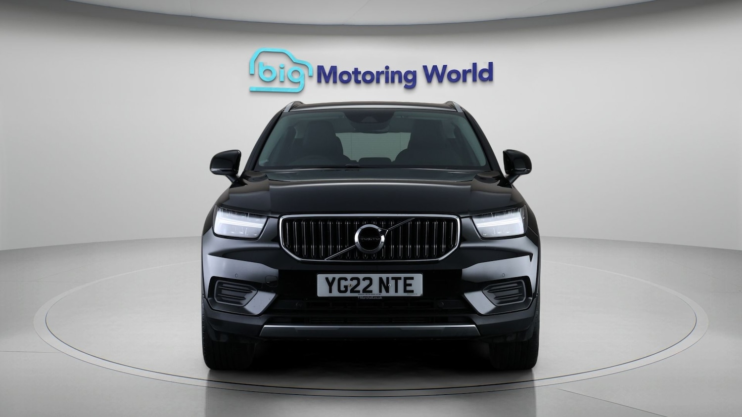 Used Volvo XC40 2022 for sale - 78133761: Photo 2