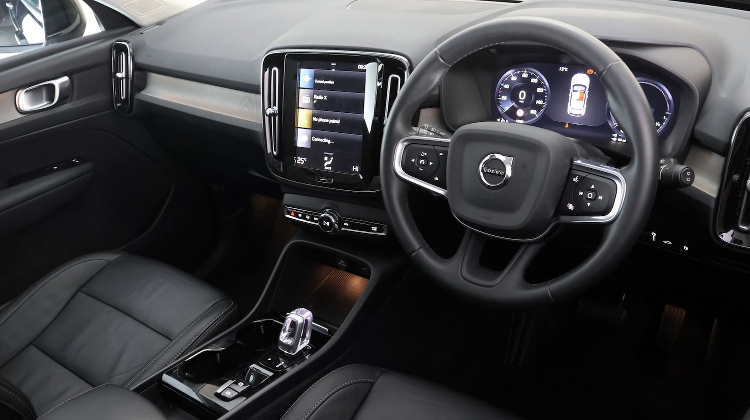 Used Volvo XC40 2022 for sale - 78133761: Photo 9