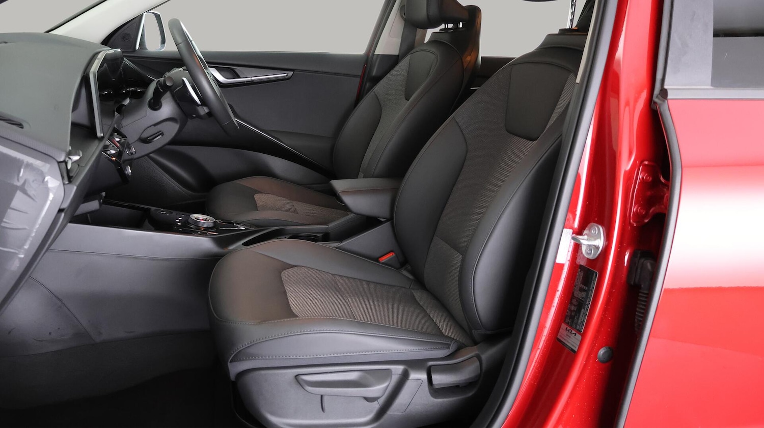 Used Kia Niro 2023 for sale - 76380845: Photo 14