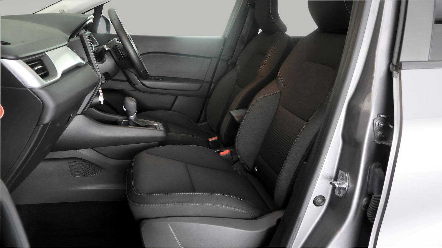 Used Renault Captur 2021 for sale - 77431505: Photo 14