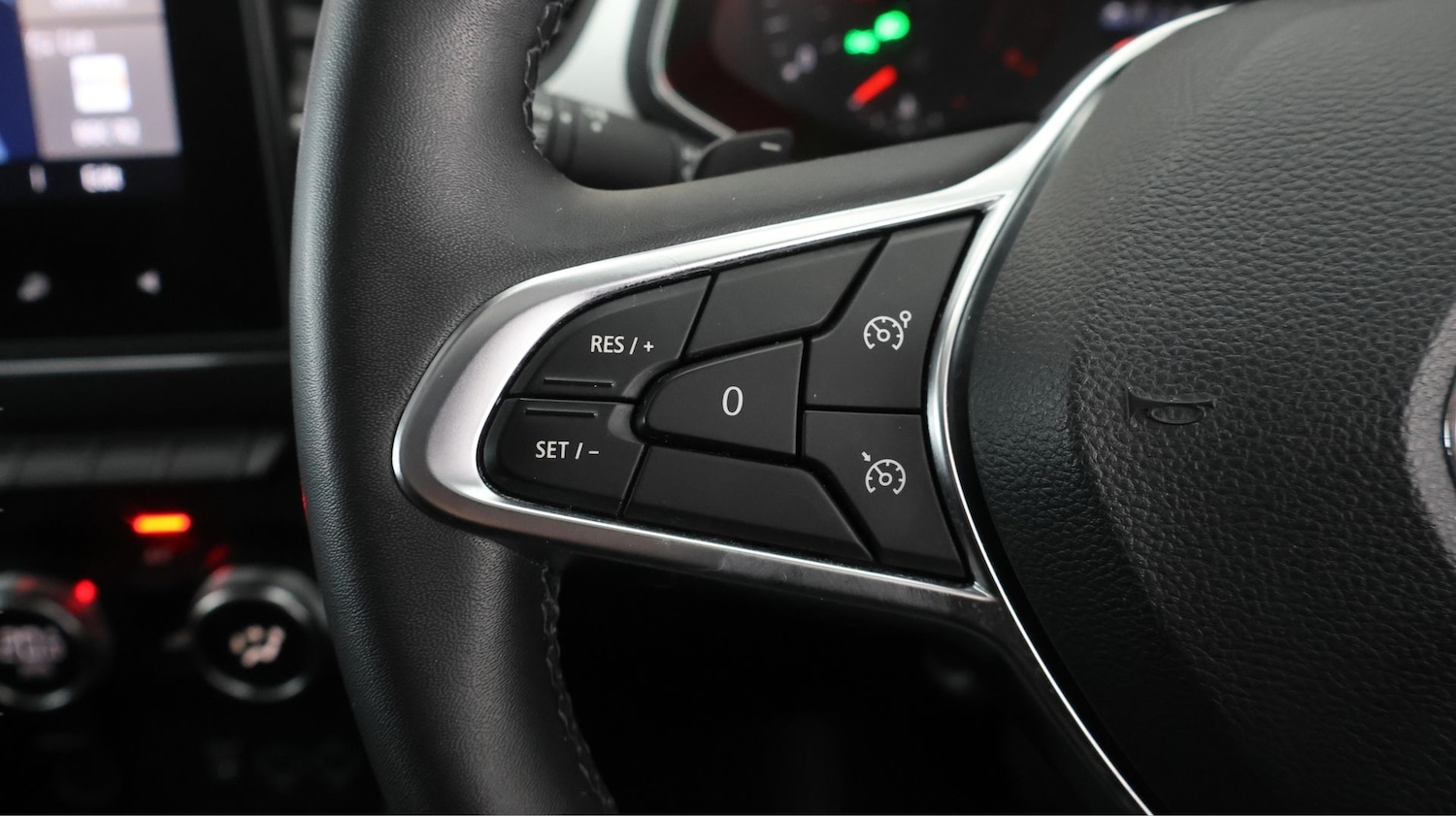 Used Renault Captur 2021 for sale - 77431505: Photo 22