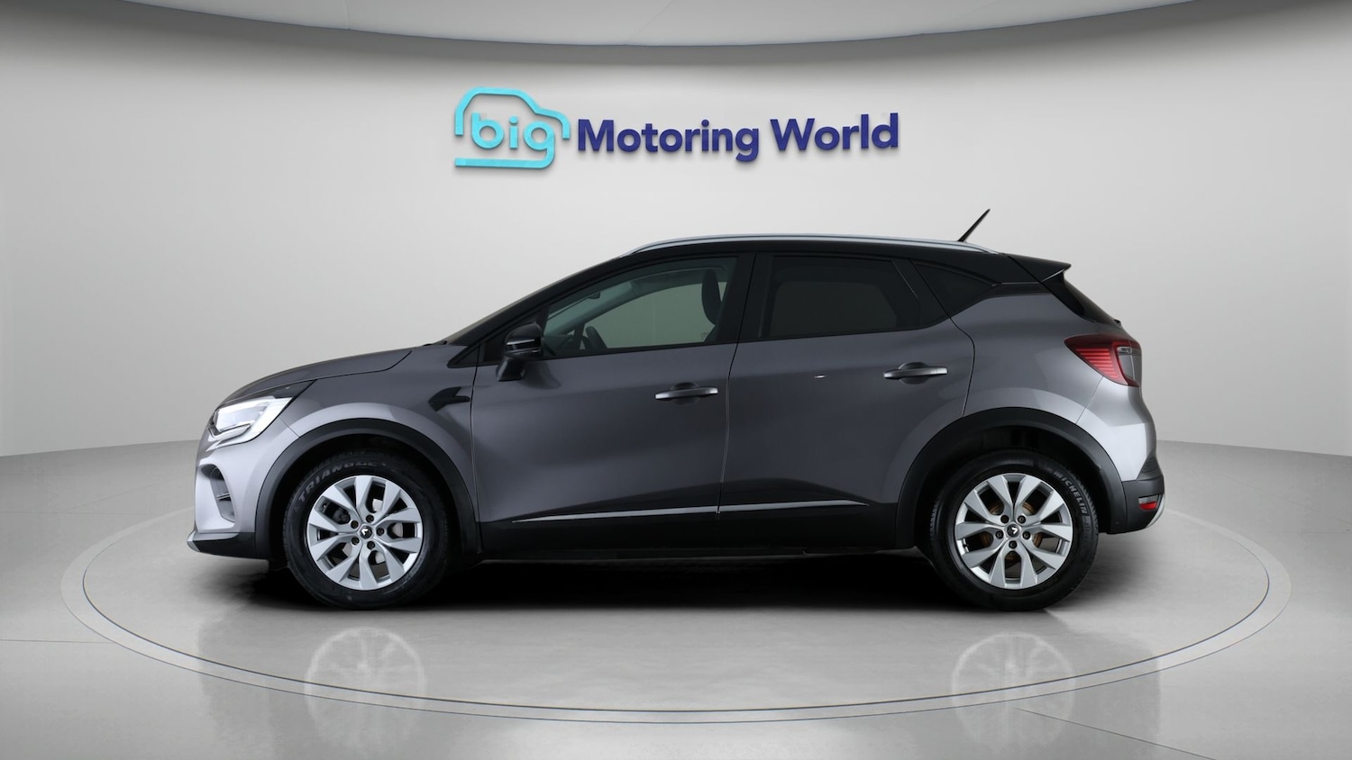 Used Renault Captur 2021 for sale - 77431505: Photo 4