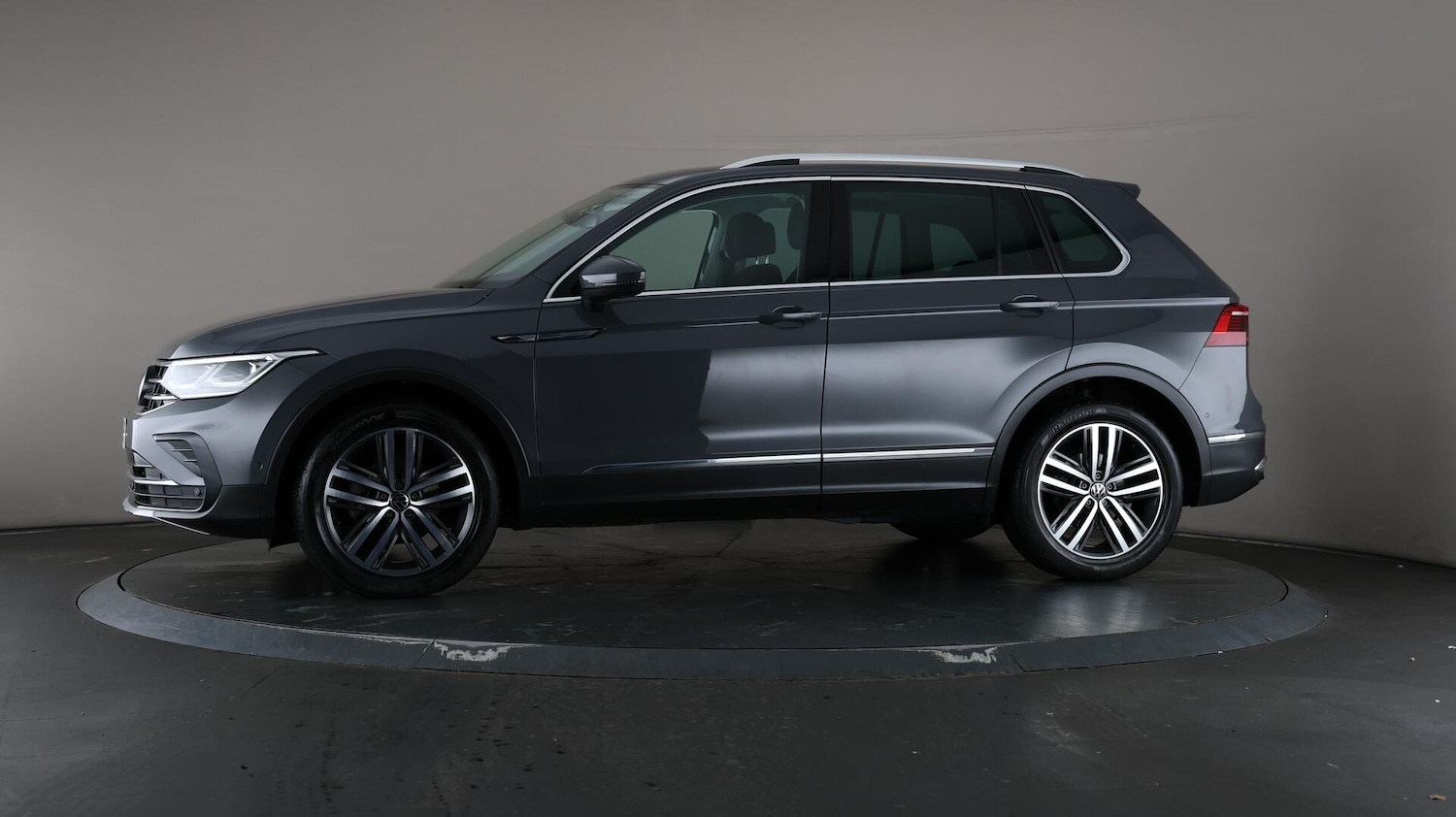 Used Volkswagen Tiguan 2022 for sale - 75978704: Photo 15