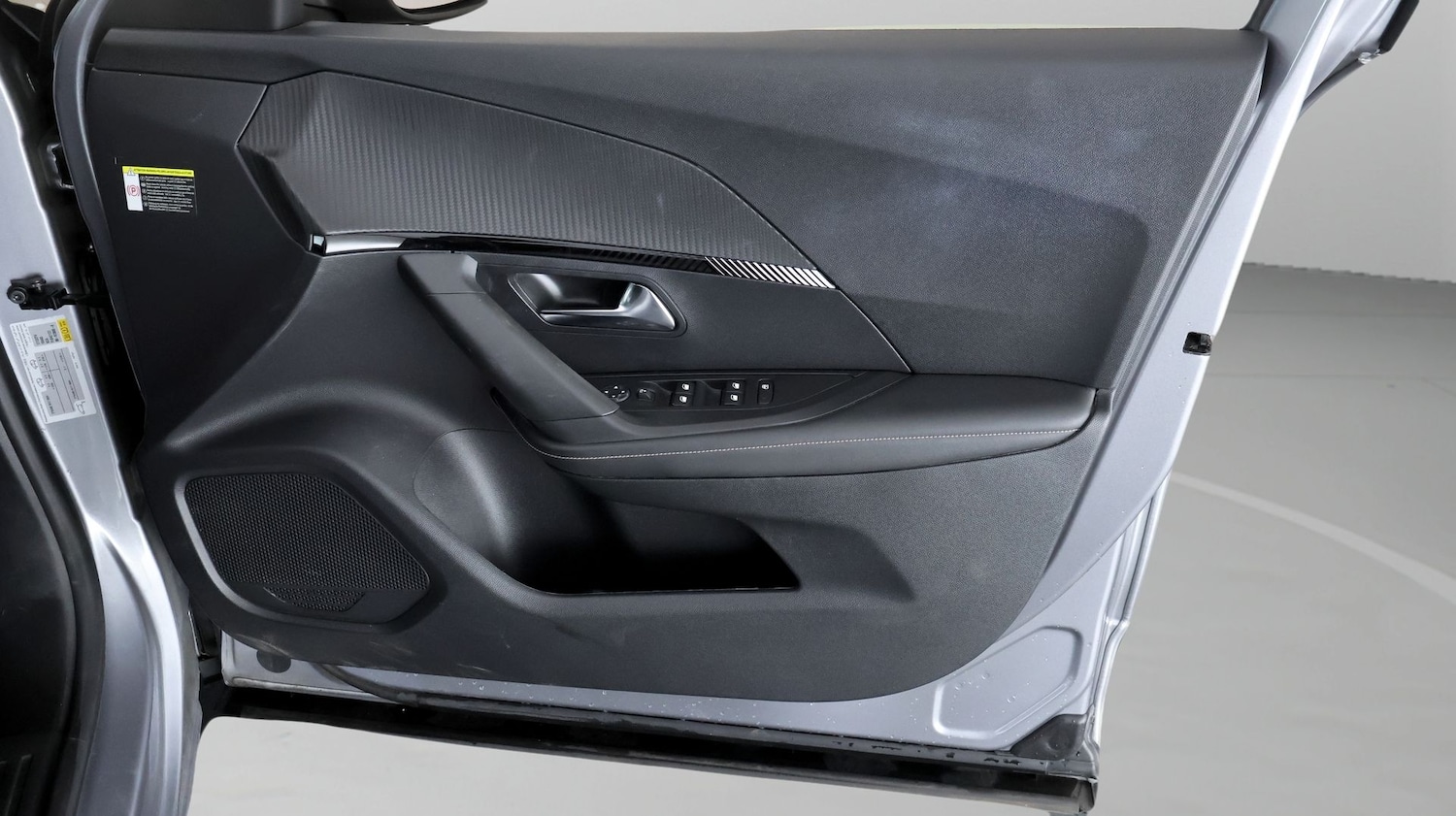 Used Peugeot 2008 for sale - 78007959: Photo 14