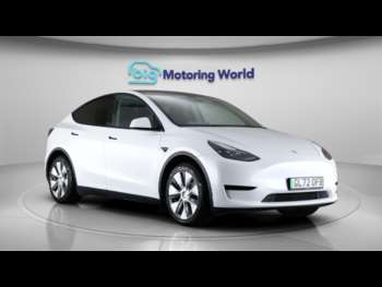 2022 (72) - RWD 5dr Auto