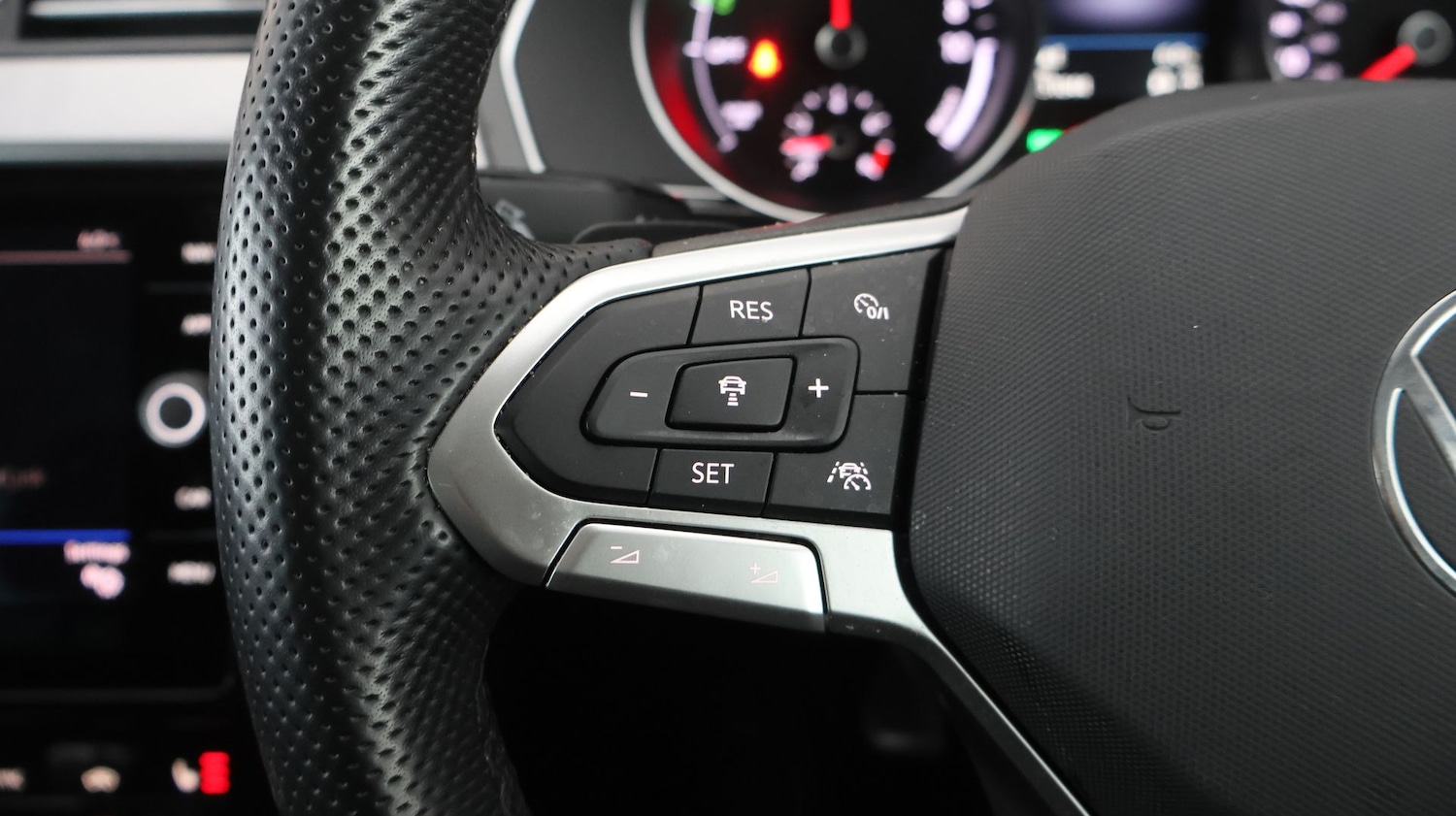 Used Volkswagen Passat 2022 for sale - 77750164: Photo 24