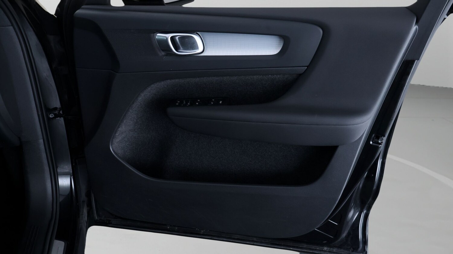 Used Volvo XC40 2022 for sale - 77453694: Photo 15