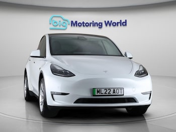 Tesla - Model Y