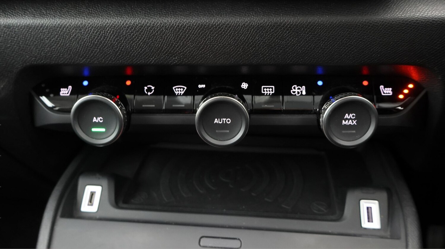 Used Citroen C4 2023 for sale - 77910143: Photo 12