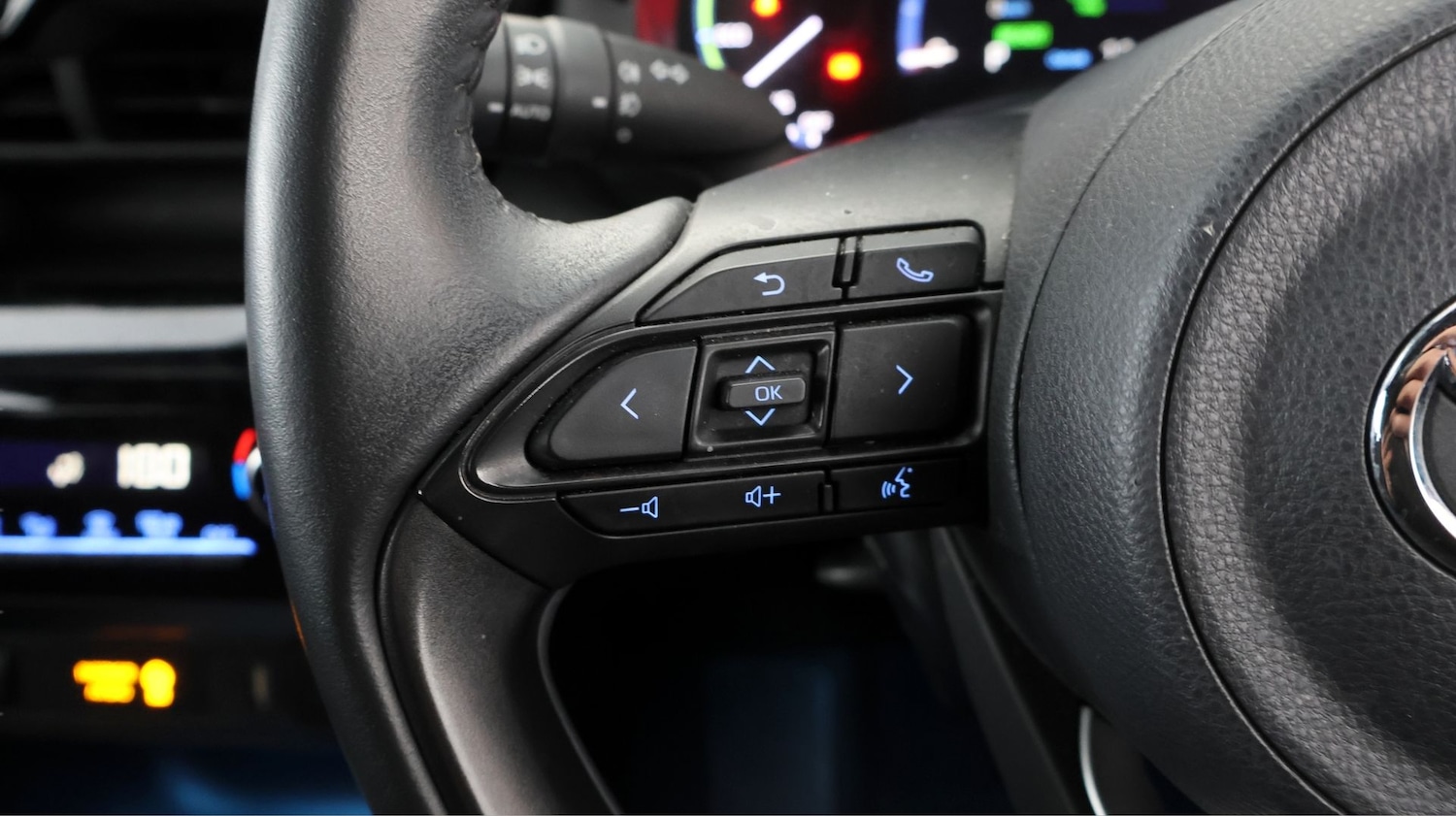 Used Toyota Yaris Cross for sale - 78048383: Photo 24