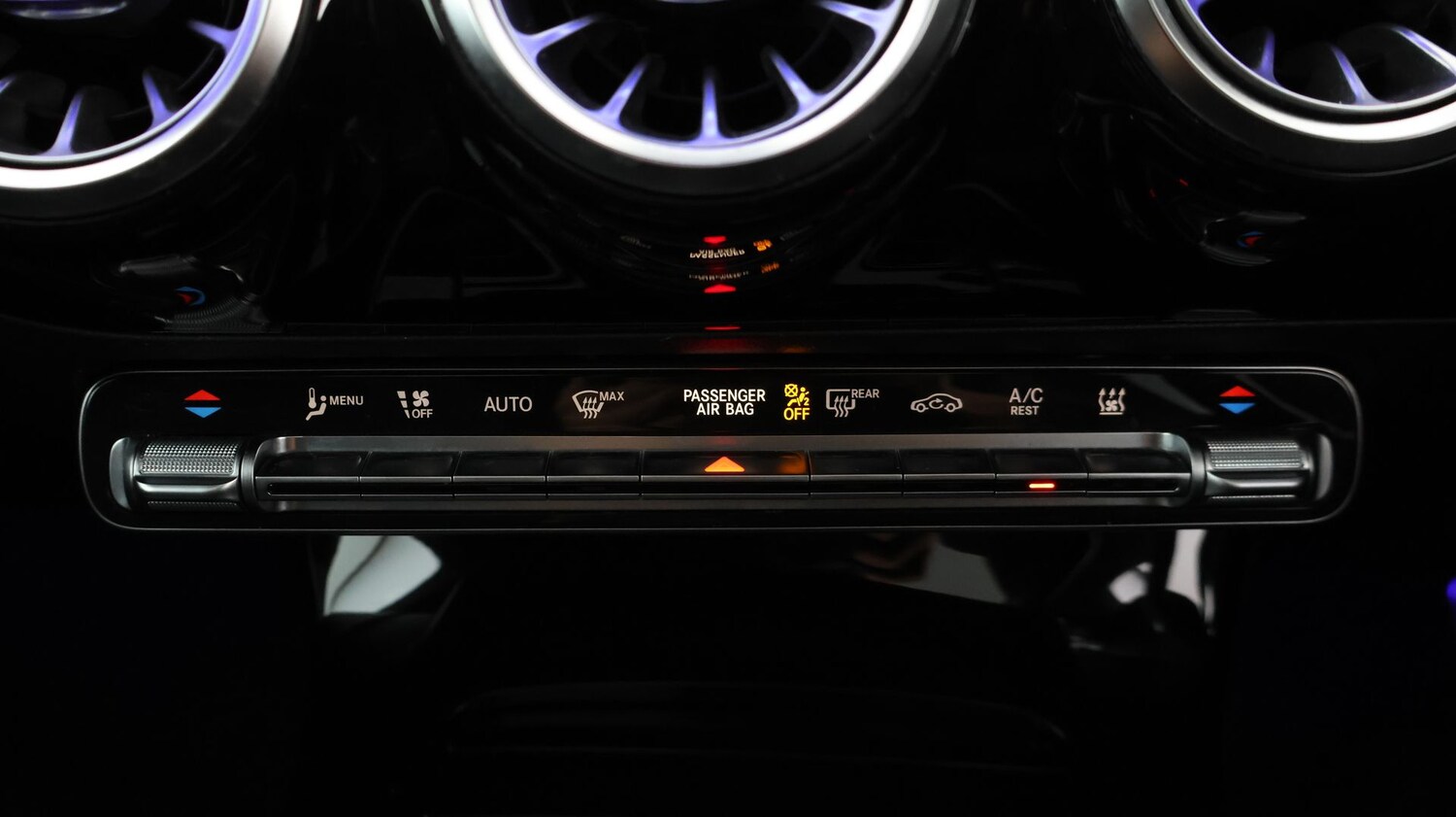 Used Mercedes-Benz CLA 2022 for sale - 77271133: Photo 12